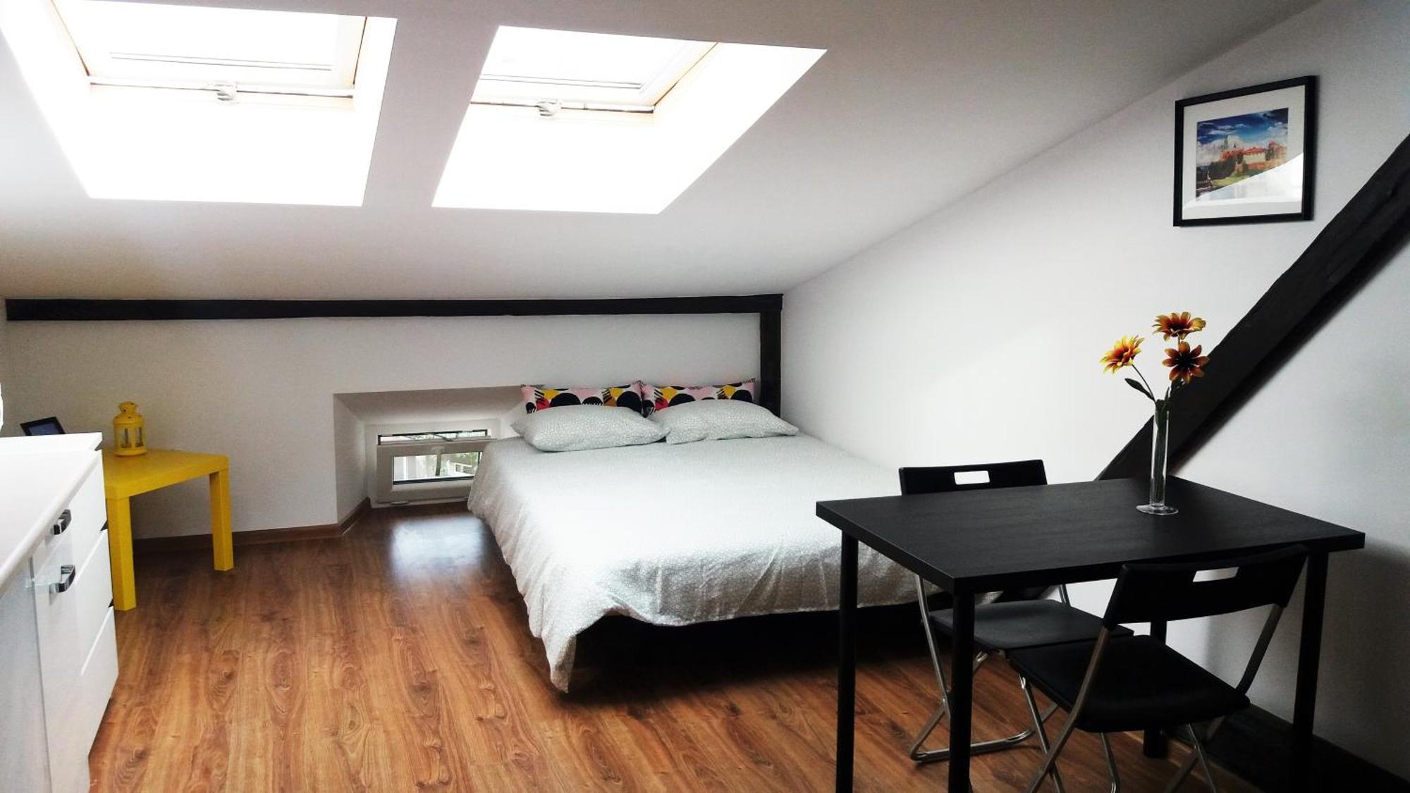 Nice Attic Studio Close To Old Town Air Conditioning - Klimatyzacja Cracovia Exterior foto